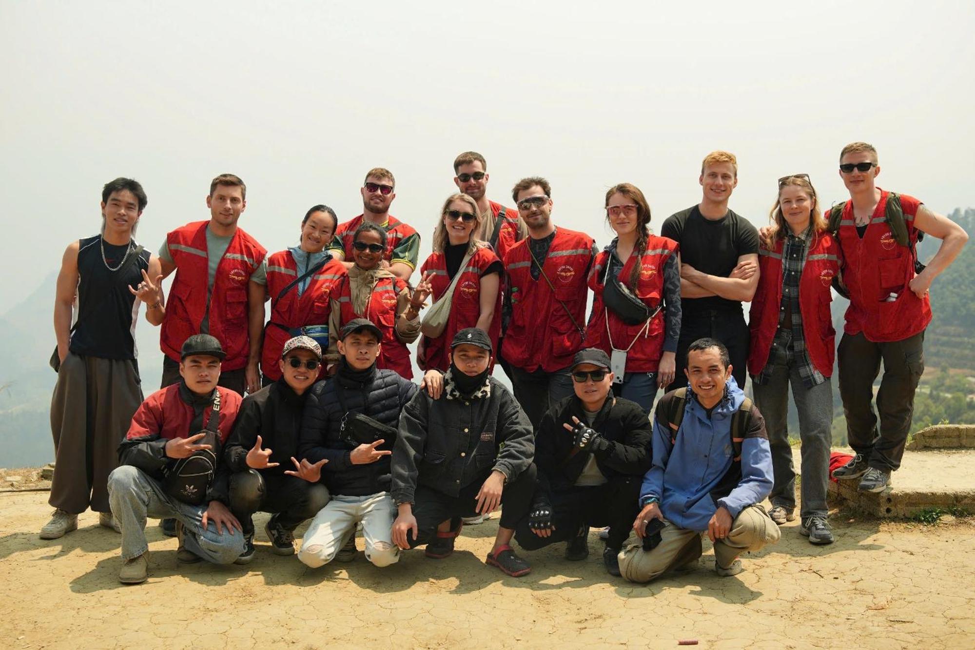 Lotus Premium Lodge - Lotus Group Tours Ha Giang Exterior photo